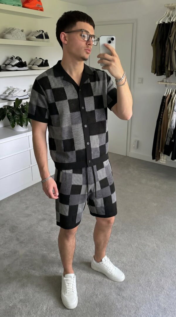 Customer wearing ESSNTL Pixel Set