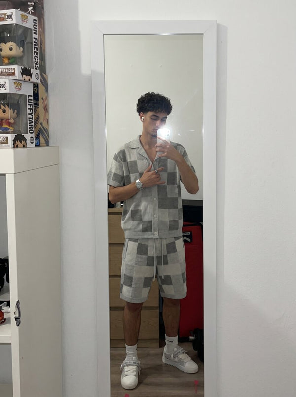 Customer wearing ESSNTL Pixel Set
